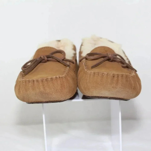 UGG ladies slippers size 5 - Picture 1 of 9